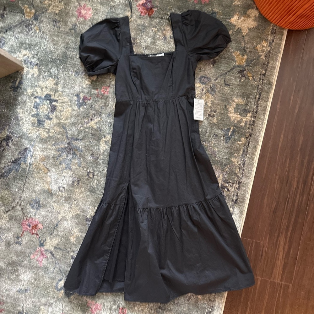 Astr the Label Black Puff Sleeve Midi Dress
